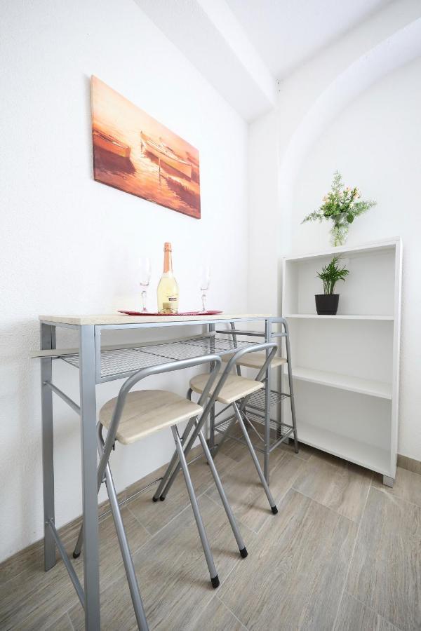 Ap Roko&Dina Appartement Nin Buitenkant foto
